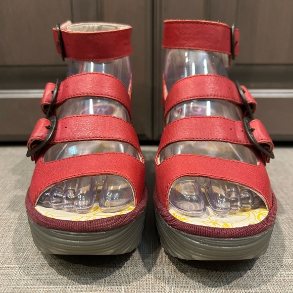 Fly London Yorn Wedge in Red, Size 37 - Picture 5 of 8
